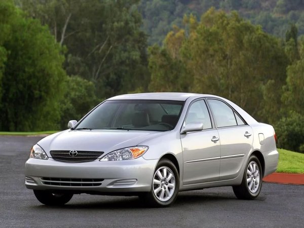 Жителят на руският град Абакан &ndash; Павел Сасолатин, притежава Toyota Camry XV30 с 3.0-литров V6-сериен 1MZ-FE двигател, с който е изминал повече от 2,3 милиона км. Под капака на автомобила е оригиналният мотор, който издържа 1,3 милиона км, преди да му бъде направен първия ремонт.