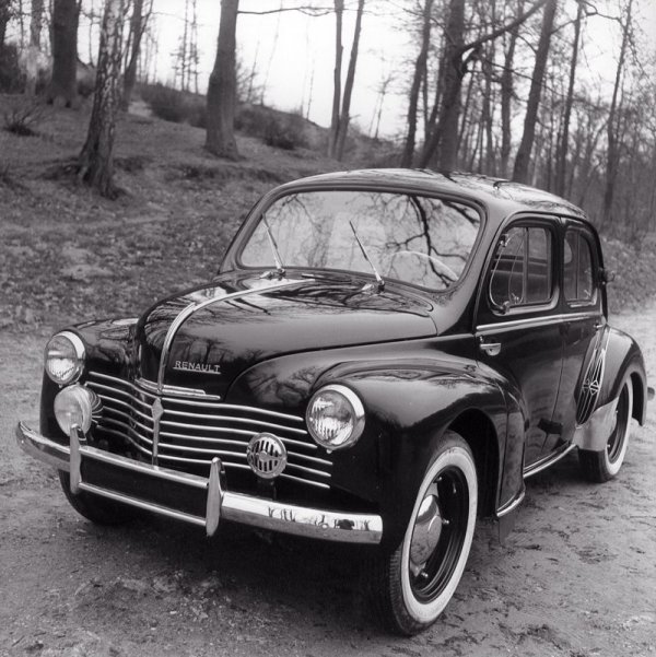 110 години Renault