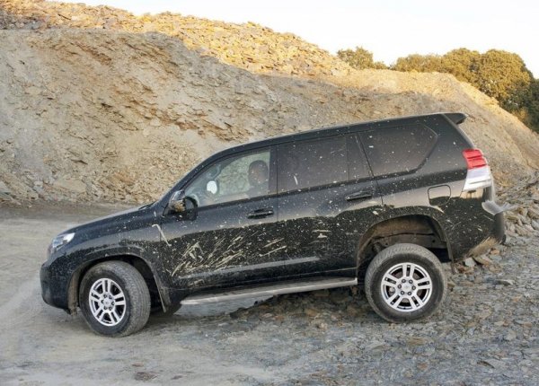 Toyota Land Cruiser (2010)