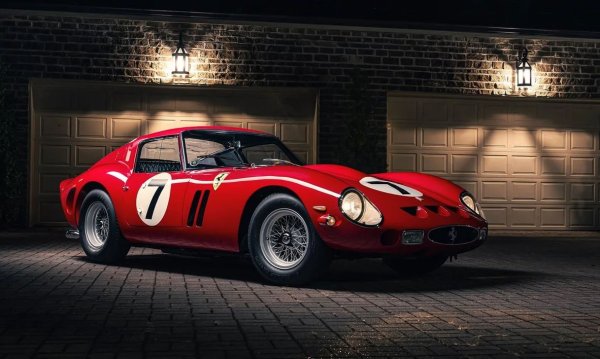 Година на производство: 1962 г.

Цена: 51,7 милиона долара

Произведен през 1962 година Ferrari 250 GTO постави рекорд за най-скъп автомобил на италианската марка, продаден на търг. По време на аукцион, организиран от RM Sotheby's, за колата бяха платени 51,7 млн долара. Това е с 3,3 млн долара повече от предишния рекорд, поставен преди 5 години. Тогава за същия модел от същата година на производство бяха платени 48,4 млн долара, като търгът отново беше организиран от RM Sotheby's.

Това, което прави продаденото преди броени часове Ferrari 250 GTO, уникално, е, че е единственото Tipo от 1962 г., което е създадено от фабричния състезателен отбор на марката.

Този автомобил печели първото място в своя клас на &bdquo;1000 километра на Нюрбургринг&ldquo; през 1962 г. След това колата участва и в легендарното състезание &bdquo;24 часа на Льо Ман&ldquo;, но не успява да завърши поради проблем с прегряване на двигателя.
