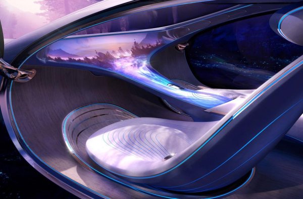 Управлението на Vision AVTR е поверено на автопилот, който може да да чете мисли, като концептуалните системи се управляват от интерфейс мозък-компютър - BCI. Устройство, монтирано на главата на водача, следва погледа му и стартира функцията, чиято икона гледа човекът. 