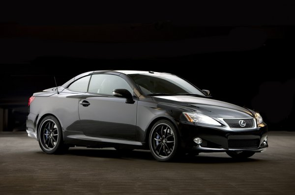Lexus IS C F-Sport
