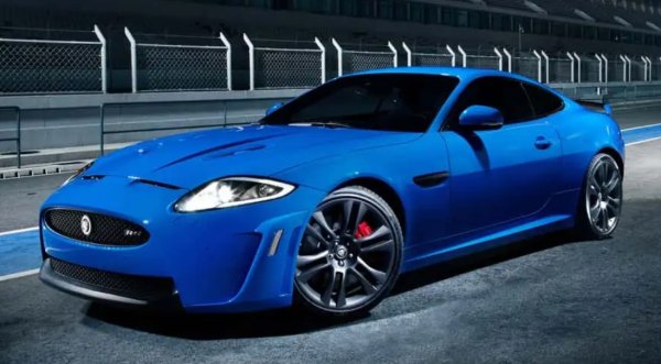 Може да се каже, че XKR не са толкова хубави, колкото F-Type, но всички те се задвижват от V8. По-старите модели могат да бъдат закупени много евтино, но дори и по-новите с по-високо качество все още са достъпни. 4,2-литров двигател с компресор с около 400 к.с. и и по-малко от 80 000 км пробег ще ви струва под 30 000 долара. Има и предложения за половината от тази сума, но с много повече навъртени километри

Върховият модел XKR-S все още е малко скъп благодарение на 5,0-литровия си компресор, който издава между 503 и 542 к.с. Те вървят в диапазона от 45 000 до 70 000 долара в зависимост от употребата. Все пак това са доста разумни цени за толкова зашеметяваща спортна кола.
