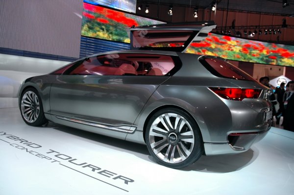 Subaru Hybrid Tourer