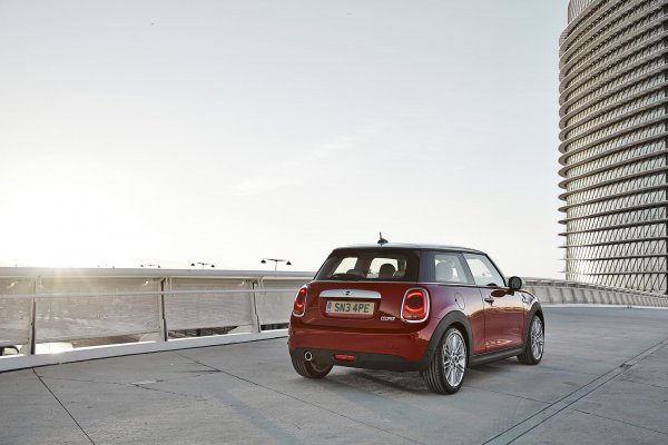 Новото MINI