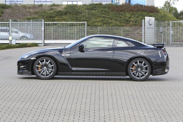 Nissan GT-R 2012