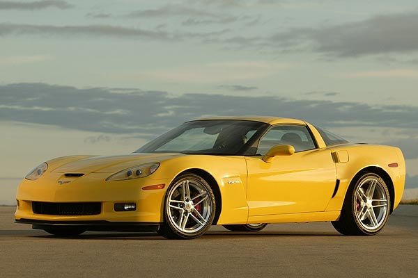 Страничният въздуховод служи за охлаждане на спирачките