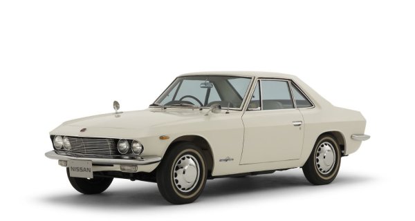 Днес свързваме Silvia със странични Fast & Furious лудории, тъй като моделите S13-S15 се оказаха особено популярни сред дрифт ентусиастите.

Първата кола, носеща това име обаче, е много различна. Оригиналната Silvia е показана за първи път на автомобилното изложение в Токио през 1964 г. и по всякакъв начин изглежда като много по-известната Lancia Fulvia Coup&eacute;.

Дизайнът на двата автомобила очевидно е силно повлиян от концептуалния автомобил Fiat 1300/1500, който се появява на изложението в Торино през 1961 г., произведен от Carrozzeria Savio.

В тази епоха всякакви влияния си проправят път в автомобилния дизайн, както в Европа, така и по света, така че е невъзможно да се каже кой от кого е заимствал.
