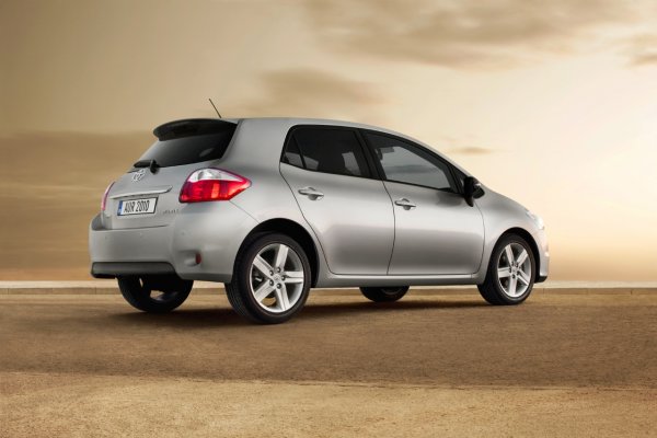 Toyota Auris 2010
