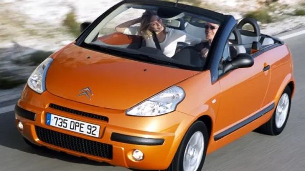Ако се вярва на маркетинга на Citroen, това е най-евтиният автомобил на всички времена. Просто защото за парите си получавате едновременно хечбек, салон с панорамен покрив, кабрио, спайдър и роудстър. На практика се падаше по около 2500 евро за всеки вариант. 
Но повечето клиенти не повярваха на маркетинга на Citroen, а повярваха на очите си, казващи им, че това е неугледна малка кола с физиономията на жаба, и че трансформациите чрез тромавите модули на покрива просто не си струват усилията. 

