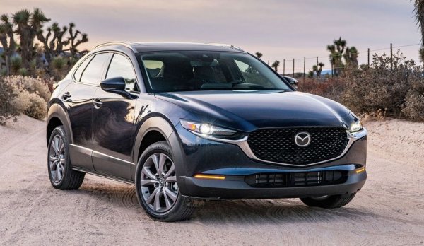 Японската марка всъщност успява да подобри миналогодишния си резултат със седем автомобила. Бестселър е новият CX-30 с 15 продажби, CX-5 отчита 13. 
