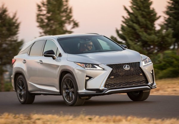 Силни страни - удобно возене, много надежден, нисък разход на гориво в града при хибрида.

Слаби страни - няма опция за седем места, лошо пространство в багажника, неудобна информационно-развлекателна система. 

Рейтинг на надеждност - 98,1%

