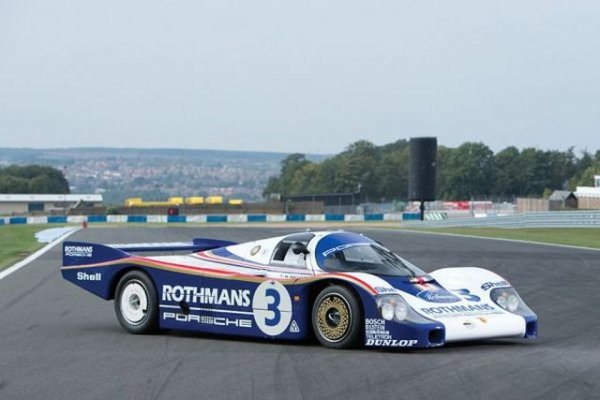 Porsche 956 е създаден не толкова да печели състезания, колкото като експериментален модел. Той получава например първата скоростна кутия с два съединителя &ndash; още през 1982. Все пак именно 956 поставя основата за победите на пистата на един от най-успешните модели на марката &ndash; 962. А също така и поставя рекорд на &bdquo;Северната дъга на &bdquo;Нюрбургринг&rdquo;, който не е подобрен и до днес.
