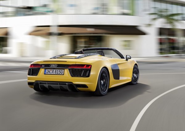 Audi R8 Spyder V10