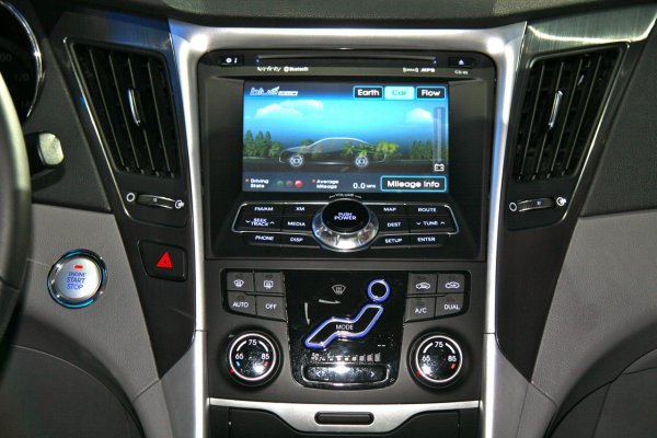 Hyundai Sonata Hybrid / Ню Йорк 2010