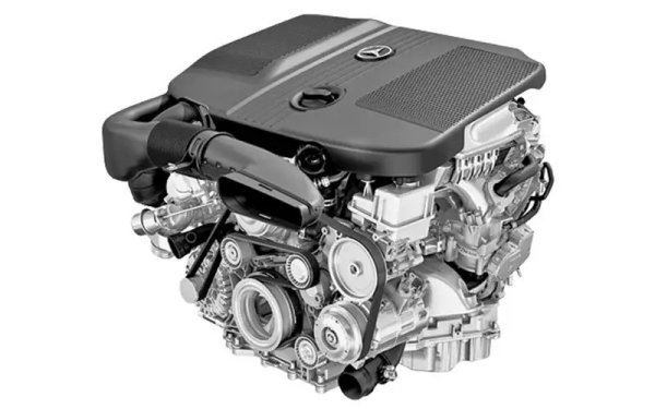 Четирицилиндровият турбодизел OM651 има чугунен цилиндров блок, верига и зъбно задвижване за балансиращи валове и горивна помпа. Почти всички версии са с два турбокомпресора в един корпус, които работят последователно. Двигателят се използва широко в модели на марката, където показва експлоатационен живот до половин милион километра.

Пиезо-електрическите инжектори на четирицилиндровия турбодизел OM651 Delphi първоначално се повреждаха бързо, като  двигателят губи мощност, влима в авариен режим и дори може да спре. През 2011&ndash;2012 г. повечето версии са заменени с конвенционални електромагнитни, а за пуснатите по-рано превозни средства беше  организирана сервизна кампания. Освен това всички инжектори са склонни да се запушват в гнездата си.