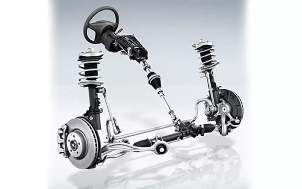 В трансмисията за задвижване на всички колела 4Matic раздатъчната кутия, която е свързана с автоматичната трансмисия, отговаря за разпределението на въртящия момент между осите в съотношение 45:55 в полза на задната. В автомобилите от последните години на производство трансферната кутия получи индивидуално захранване с масло, което удължава живота на лагерите.

Автомобилите, произведени след 2010, имаха течове по линиите на сервоуправление. Самият кормилен механизъм може да започне да тече след 140 000-160 000 км. Екземплярите след фейслифта имат електрическо сервоуправление, но рейката им е няколко пъти по-скъпа. 

Първите автомобили понякога имат дефектно електронно заключване на волана - поради вътрешни електрически проблеми е невъзможно да се включи запалването, въпреки че ключът завърта ключалката свободно. Блокировката е елемент от имобилайзера и може да се поръча само от производителя.