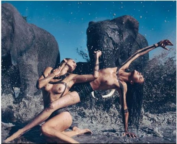 Pirelli Calendar 2009 / Април