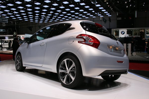 Женева 2012 / Peugeot 208