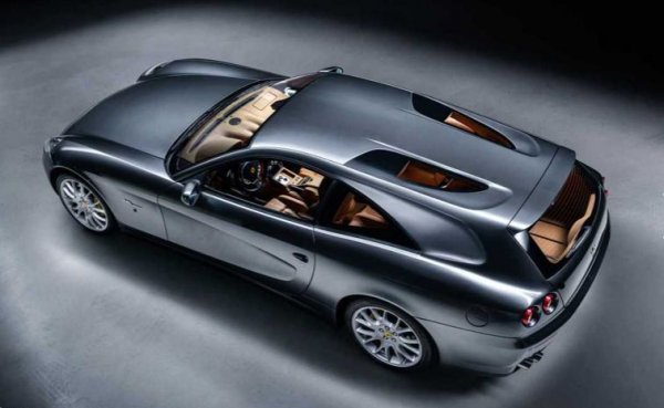 Несъмнено ще познаете в това Ferrari недооцененото гран-туризмо 612 Scaglietti. Машината е построена от холандската фирма Vandenbrink Design, която си поставя за цел да превърне едно GT от Маранело в елегантно комби.
Показаната през 2019 г. е оборудвано с 5,7-литров V12 с 540 к.с. Направени са 12 такива автомобила, като само преработката на 612  Scaglietti в шутинг-брейк струва 225 000 долара, като не се брои донора, който се плаща и доставя от клиента.