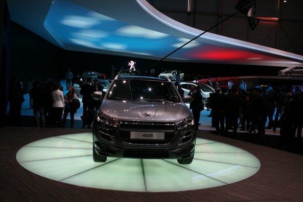 Женева 2012 / Peugeot 4008