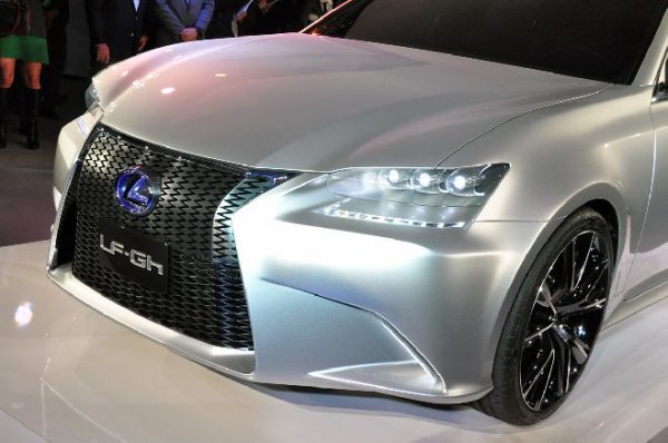 Ню Йорк 2011 - Lexus LF-Gh Concept