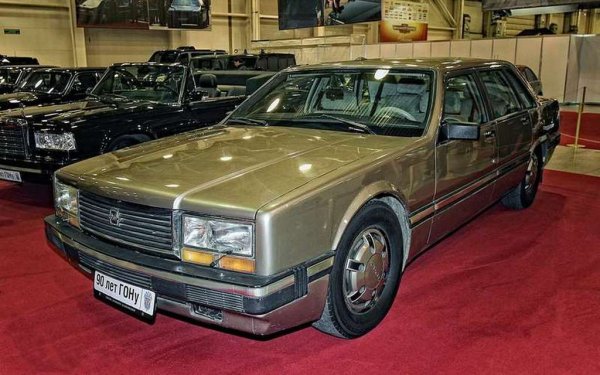 Модел, разработен по време на перестройката за 19-ата партийна конференция.
Колата има изцяло нова самоносеща каросерия, независимо окачване, но агрегатите са от модел 41047. Направени са два прототипа. Както се шегуваха в завода: единият за генералния секретар - Михаил Горбачов, вторият - за съпругата му Раиса Максимовна. В опростен вид прякорите на колите звучат, естествено, „Мишка“ и „Райка“. Но банкрутиралият след Чернобил СССР няма ресурса да прави нови луксозни возила за партийните величия. 
