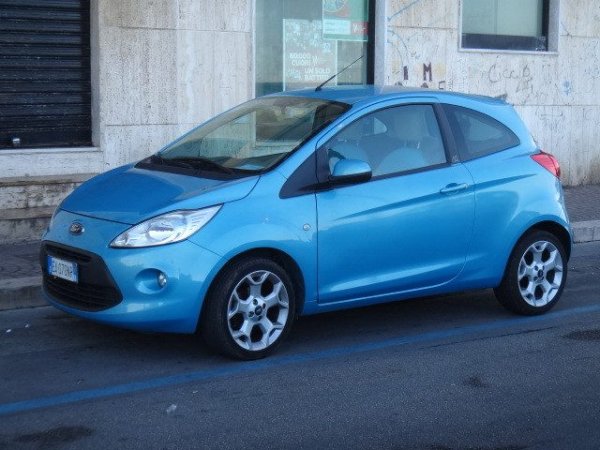 Друга компактна и издръжлива машина. Понякога може да се повреди окачването, електрическата или горивната система, но не и двигателя.
