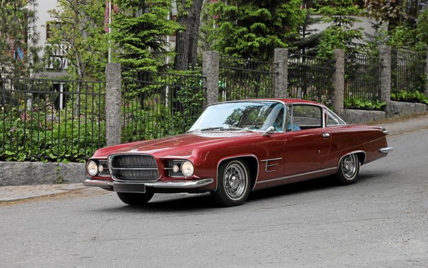 Както мнозина богати американци от средата на миналия век, така и Юджийн Касарол е впечатлен от дизайна на италианските коли. Той решава да направи луксозно и ефектно купе, чиято каросерия е създадена от италианското ателие Ghia. Резултатът е красива, но скъпа кола. За 2 години от нея са продадени 177 бройки и в крайна сметка производството е спряно.

През 1961 г. проектът е възроден, като Касарол се опитва да впечатли звездите на Холивуд от това време с модернизираната версия Ghia L6.4. До 1963 г. от него са продадени 26 бройки, с които историята на тази марка приключва.
