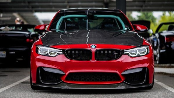 В днешно време един обикновен всмукателен или изпускателен колектор може лесно да струва доста, в зависимост от марката и модела на автомобила. Ако искате да закупите комплект турбокомпресор или да промените естетиката с бодикит, тогава искате да похарчите няколко хиляди долара. 

Това може да е във финансовите възможности на някои хора, но за други това може да означава да похарчат по-голямата част от спестяванията си. Ако попадате в последната категория, е по-добре да си спестите парите.