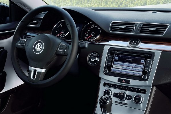 Volkswagen Passat СС 2012