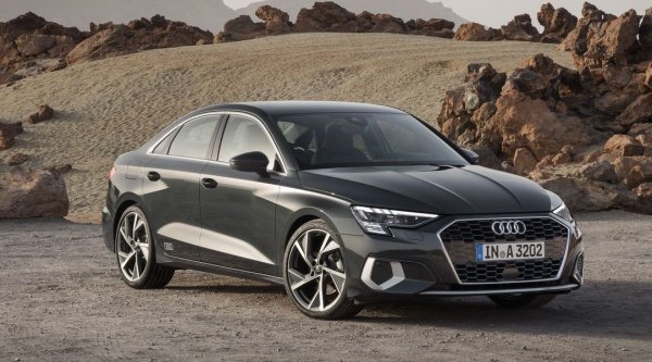 Още един модел, който извърши дългоочаквана смяна на поколенията миналата година, и сега бере плодовете от това под формата на почти 74% ръст на годишна база. 
