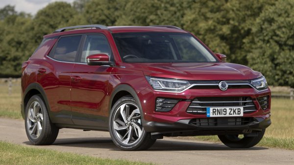 В името на кросоувъра е скрита цяла фраза "Korea Can Do" (Корея може да го направи). Разбира се, става дума за производство на автомобили. С оглед на добрите продажби на марките от тази страна, това наистина е вярно.
