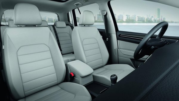 Volkswagen Golf Sportsvan concept 