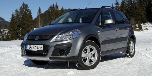 Не от най-красивите, но пък доста надежден крос-хеч със задвижване 4х4. Британците отбелязват практичния багажник и икономичния дизел. Също така обаче е на разположение 1,4-литров бензинов турбо двигател с мощност от 140 коня, за който се твърди, че е един от най-добрите по отношение на мощността и разхода на гориво.