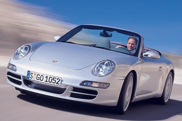 Porsche 911, шестцилиндрови мотори с 325 и 355 к.с., от около 86 950 евро