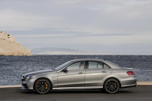 Mercedes-Benz E63 AMG 