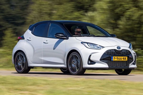 И през изминалите 11 месеца от годината хечбекът на Toyota продължава да се радва на високо търсене от страна на потребителите, като резултатът го доказва. За същия период на миналата година от Yaris бяха продадени 146 089 единици, което означава ръст от 13%.
