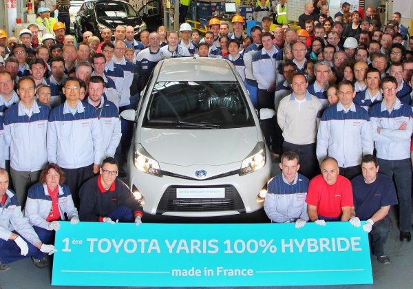 5. ДУЕ - Renault. Тук се прави високият клас автомобили на марката - Espace, Talisman, Scеnic.
6. ОНЕН, Валансиен - Toyota (на снимката). Тук японците произвеждат градския си модел Yaris, включително и за северноамериканския пазар. 
7. ОРДЕН - Peugeot-Citroen. Тук се правят Peugeot Traveller, Citro&euml;n SpaceTourer, Opel Zafira Life, Vauxhall Vivaro Life и Toyota ProAce Verso. 
8. МОБЮЖ - Renault. Завод за лекотоварни автомобили, в който освен Kangoo и Kangoo 2 ZE, се прави също Mercedes Citan, а също и електрическият Nissan NV-250. 
