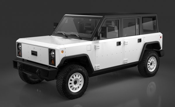 Този базиран в Мичиган стартъп показа двата си модела - SUV и пикап - още през 2019 с идеята да ги пусне на пазара през 2020, но прецени, че не си струва да го прави в разгара на пандемията. 
Кросоувърът B1 ще струва около 125 000 долара и в замяна ще дава 620 конски сили, 4.5 секунди от 0 до 100 км/ч и 120-киловатова батерия, осигуряваща над 320 км пробег. Освен това има цели 38 см пътен просвет. 
