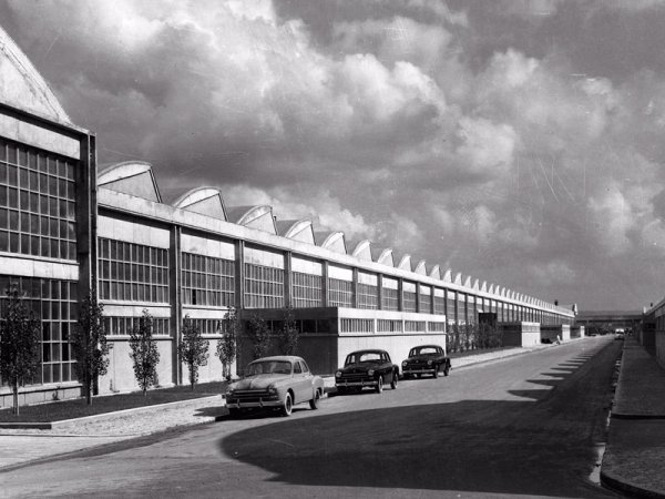 110 години Renault