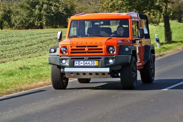 Travec Tecdrah - немски всъдеход на базата на Dacia Duster