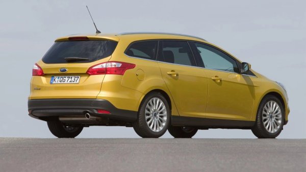 Основната "болка" при модела са съединенията на задната броня с калниците - заради лек луфт пластмасата в крайна сметка търка боята в метала, което може да предизвика появата на местни ръждясващи горещи точки. Не е излишно да се следи чистотата на дренажните отвори и пространството под жабката, тъй като натрупването на мръсотия там може да доведе до излишна влага в скритите кухини.