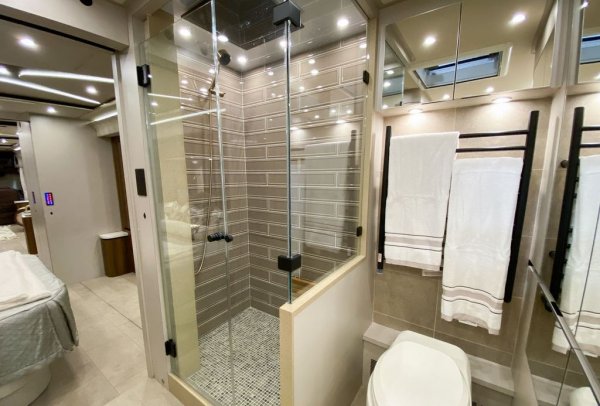 Цената: 2 милиона долара
