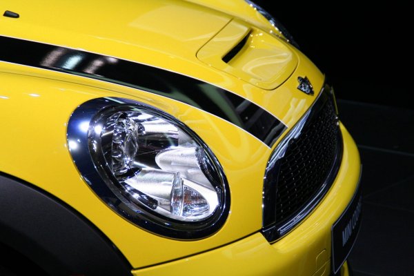 Детройт 2009 /  MINI Кабрио 2010