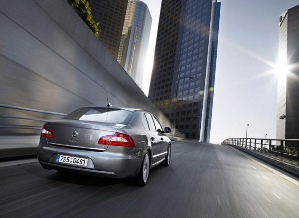 Skoda Superb (2009)