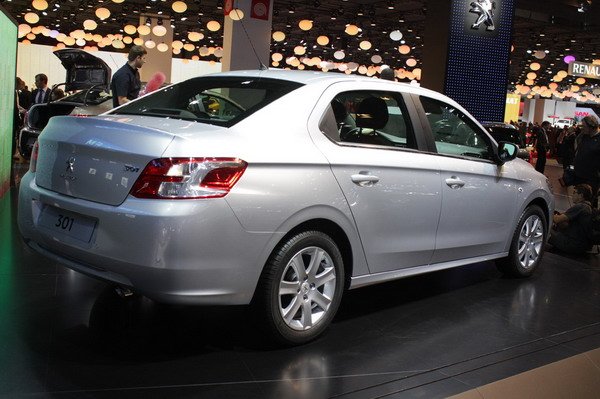 Peugeot 301