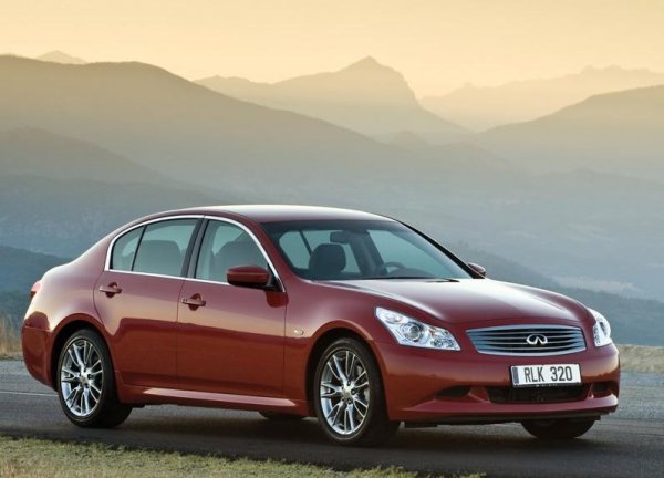 Infiniti G37 - модел 2009