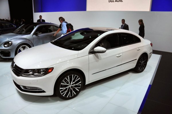 Лос Анджелис 2011 - Volkswagen Passat CC
