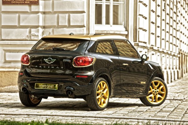 MINI Paceman by Roberto Cavalli